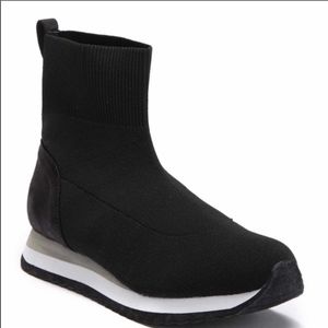 Jane And The Shoe Kailee Stretch Sneaker